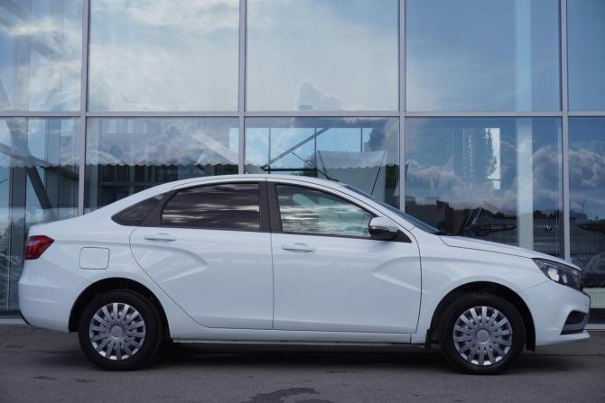 Lada (ВАЗ) Vesta I с пробегом 2019 года, цена 860 000 рублей, 134391 км, седан, Автокод Объявления