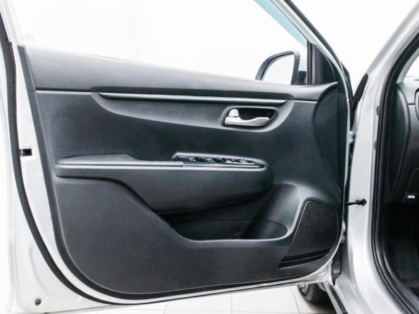 Kia Rio IV с пробегом 2019 года, цена 1 450 000 рублей, 111498 км, хэтчбек, Автокод Объявления