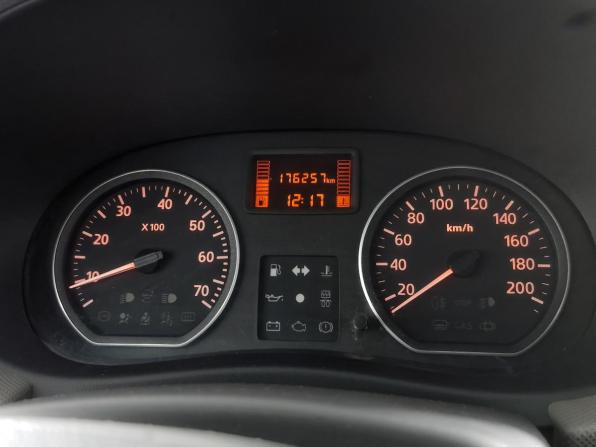 Renault Logan I Рестайлинг с пробегом 2011 года, цена 395 000 рублей, 176257 км, седан, Автокод Объявления