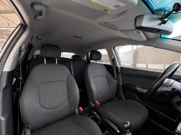 Kia Rio III с пробегом 2012 года, цена 695 000 рублей, 141275 км, хэтчбек, Автокод Объявления