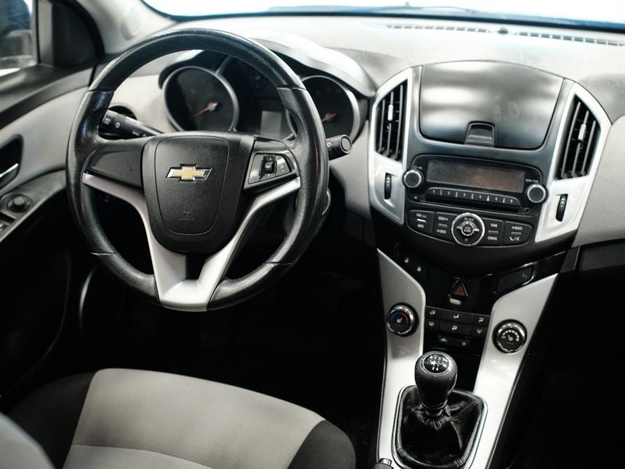 Chevrolet Cruze I Рестайлинг Самара  - изображение 9