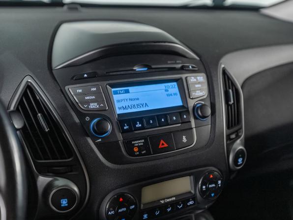 Hyundai ix35 I Рестайлинг с пробегом 2014 года, цена 1 479 000 рублей, 163656 км, внедорожник, Автокод Объявления