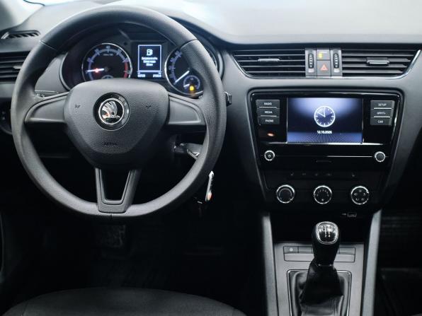 Skoda Octavia III (A7) Рестайлинг с пробегом 2020 года, цена 1 809 000 рублей, 93721 км, лифтбек, Автокод Объявления
