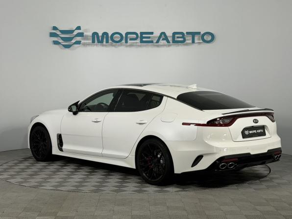 Kia Stinger I с пробегом 2019 года, цена 3 250 000 рублей, 125907 км, лифтбек, Автокод Объявления