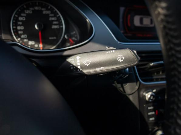 Audi A4 IV (B8) Рестайлинг с пробегом 2012 года, цена 1 280 000 рублей, 203020 км, седан, Автокод Объявления