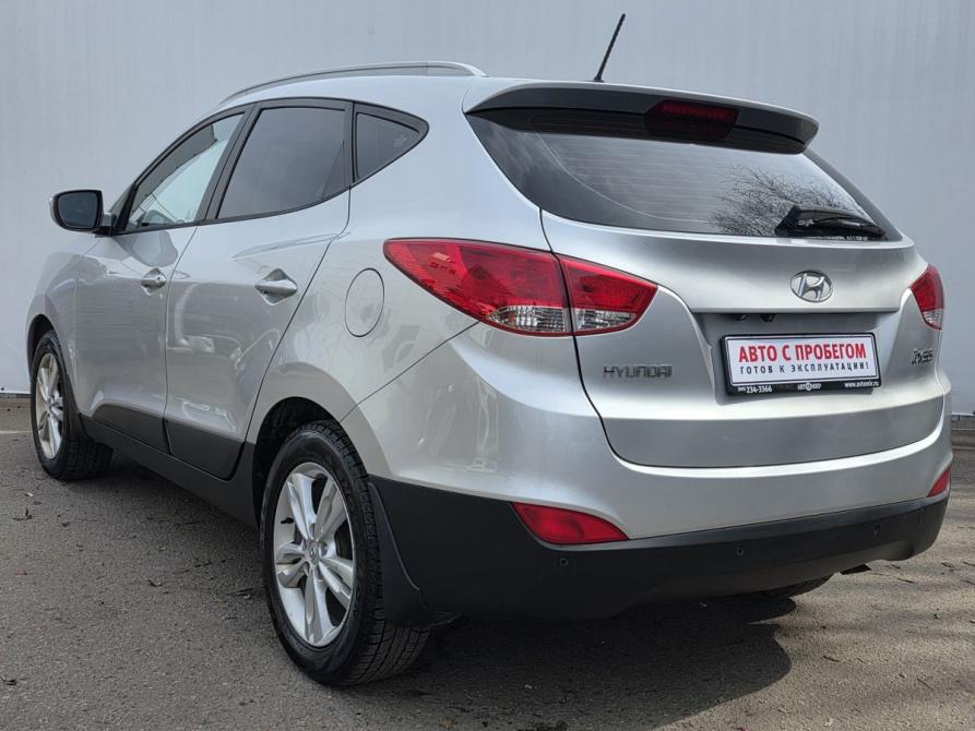 Hyundai ix35 I Москва  - изображение 7