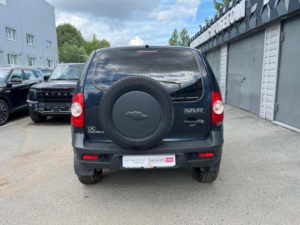 Chevrolet Niva I Рестайлинг с пробегом 2011 года, цена 473 200 рублей, 97000 км, внедорожник, Автокод Объявления