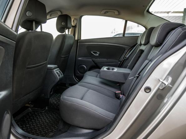 Renault Fluence I с пробегом 2012 года, цена 784 000 рублей, 130713 км, седан, Автокод Объявления