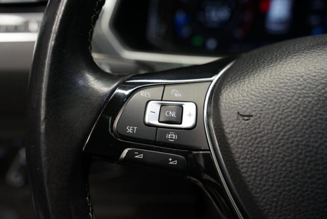 Volkswagen Tiguan II Рестайлинг с пробегом 2020 года, цена 3 100 000 рублей, 82000 км, внедорожник, Автокод Объявления