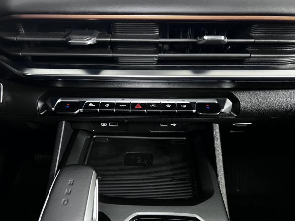 Geely Okavango I Рестайлинг с пробегом 2024 года, цена 2 790 000 рублей, 39000 км, внедорожник, Автокод Объявления