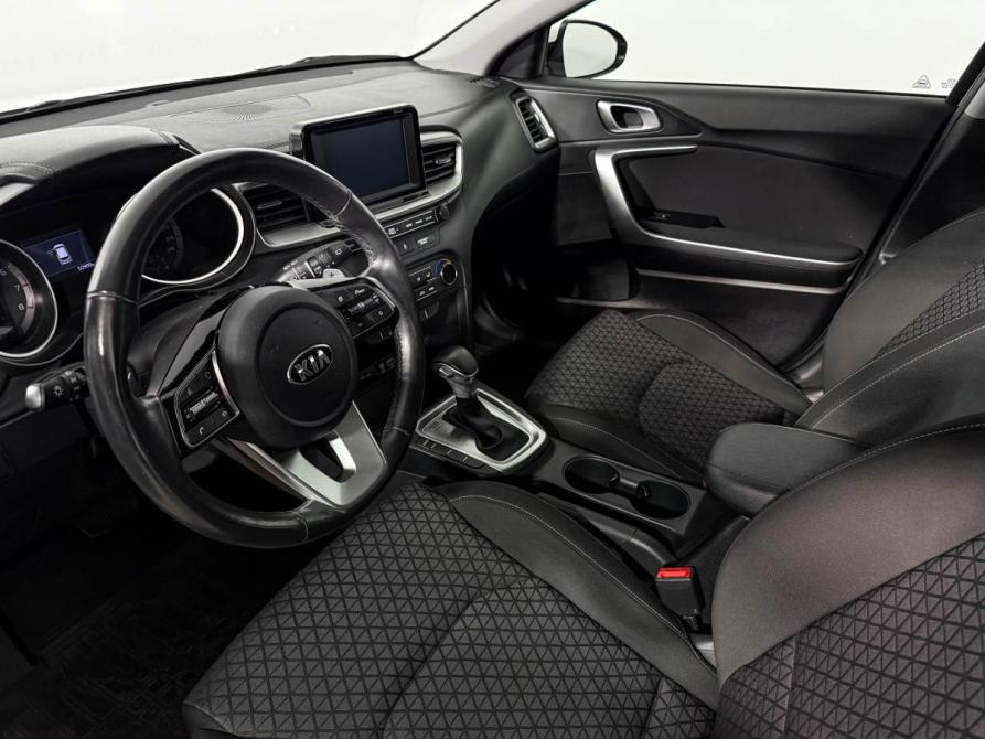 Kia Ceed III Санкт-Петербург  - изображение 9