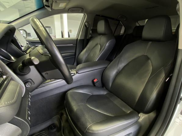 Toyota Camry VIII (XV70) Рестайлинг с пробегом 2021 года, цена 3 549 900 рублей, 47000 км, седан, Автокод Объявления