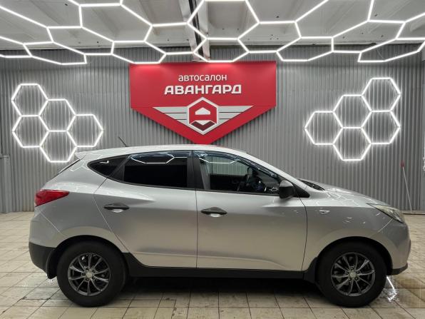 Hyundai ix35 I с пробегом 2012 года, цена 1 320 000 рублей, 140000 км, внедорожник, Автокод Объявления