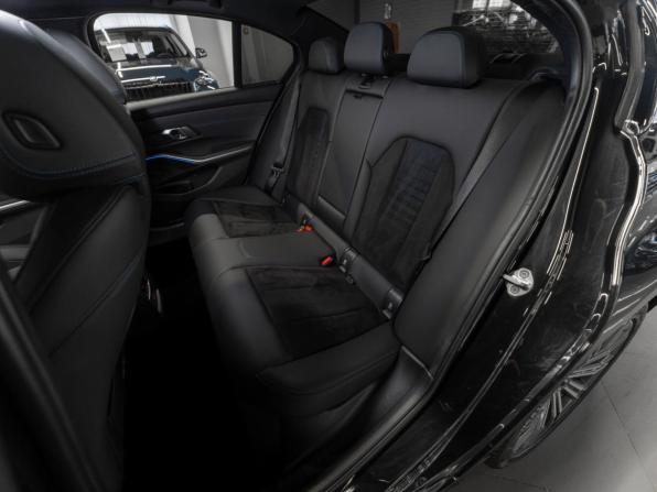 BMW 3 серии VII (G2x) с пробегом 2021 года, цена 3 800 000 рублей, 153144 км, седан, Автокод Объявления