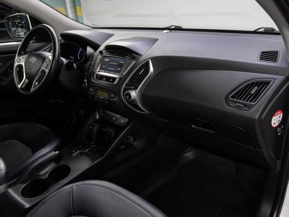 Hyundai ix35 I с пробегом 2011 года, цена 1 499 000 рублей, 55071 км, внедорожник, Автокод Объявления
