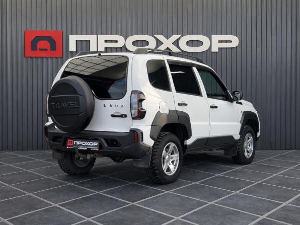 Lada (ВАЗ) Niva Travel I с пробегом 2022 года, цена 937 000 рублей, 58670 км, внедорожник, Автокод Объявления