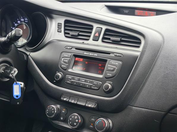 Kia Ceed II с пробегом 2014 года, цена 799 000 рублей, 187757 км, универсал, Автокод Объявления