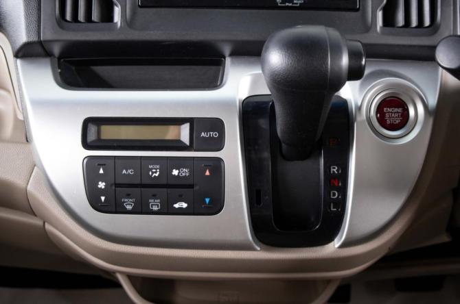 Honda N-WGN I с пробегом 2014 года, цена 869 000 рублей, 135621 км, хэтчбек, Автокод Объявления
