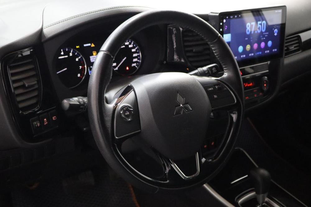 Mitsubishi Outlander III Рестайлинг 3 Санкт-Петербург  - изображение 9