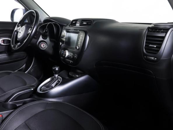 Kia Soul II Рестайлинг с пробегом 2019 года, цена 1 650 000 рублей, 105235 км, хэтчбек, Автокод Объявления