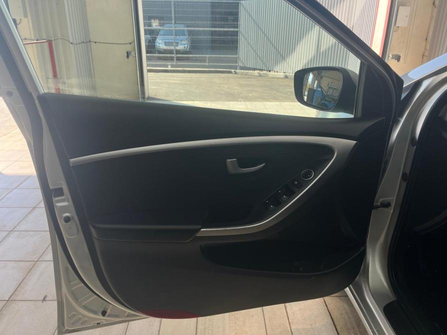 Hyundai i30 II Альметьевск  - изображение 9