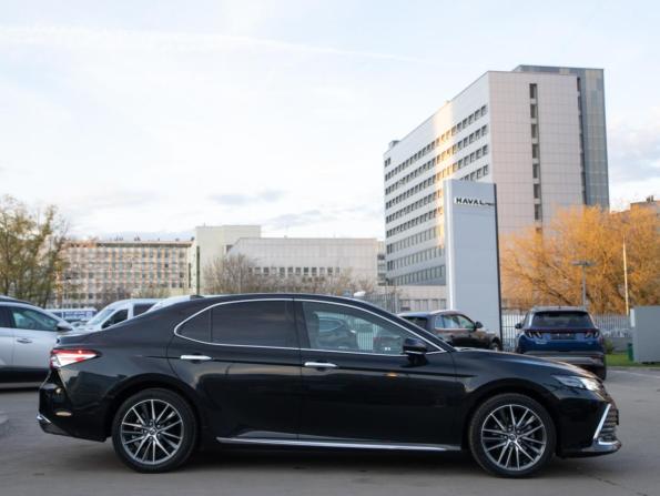 Toyota Camry VIII (XV70) Рестайлинг с пробегом 2023 года, цена 3 298 000 рублей, 35685 км, седан, Автокод Объявления
