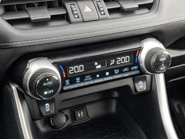 Toyota RAV4 V (XA50) с пробегом 2022 года, цена 4 000 000 рублей, 1361 км, внедорожник, Автокод Объявления