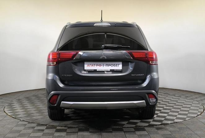 Mitsubishi Outlander III Рестайлинг 2 с пробегом 2016 года, цена 1 940 000 рублей, 110754 км, внедорожник, Автокод Объявления