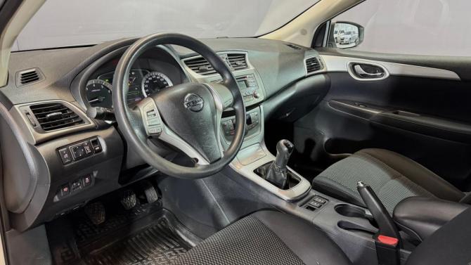 Nissan Sentra VII (B17) с пробегом 2014 года, цена 1 000 000 рублей, 120137 км, седан, Автокод Объявления