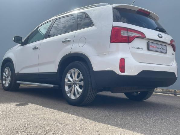 Kia Sorento II Рестайлинг с пробегом 2018 года, цена 2 550 000 рублей, 113330 км, внедорожник, Автокод Объявления