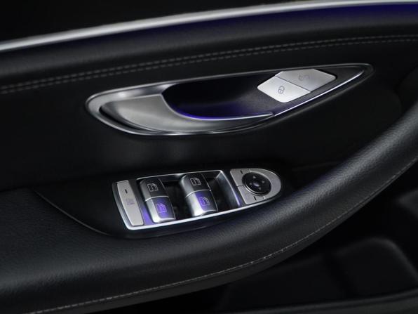 Mercedes-Benz E-Класс V (W213 S213 C238) с пробегом 2017 года, цена 3 049 999 рублей, 158209 км, седан, Автокод Объявления