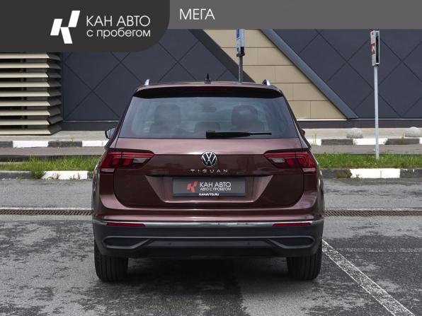 Volkswagen Tiguan II Рестайлинг с пробегом 2021 года, цена 3 044 000 рублей, 33165 км, внедорожник, Автокод Объявления