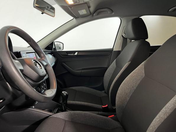 Skoda Rapid II с пробегом 2020 года, цена 1 399 900 рублей, 130000 км, лифтбек, Автокод Объявления