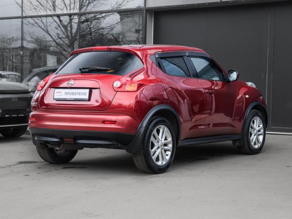 Nissan Juke I с пробегом 2013 года, цена 950 000 рублей, 119127 км, внедорожник, Автокод Объявления