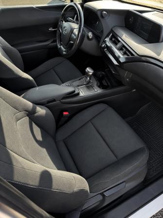 Lexus UX I с пробегом 2019 года, цена 2 360 000 рублей, 108973 км, внедорожник, Автокод Объявления