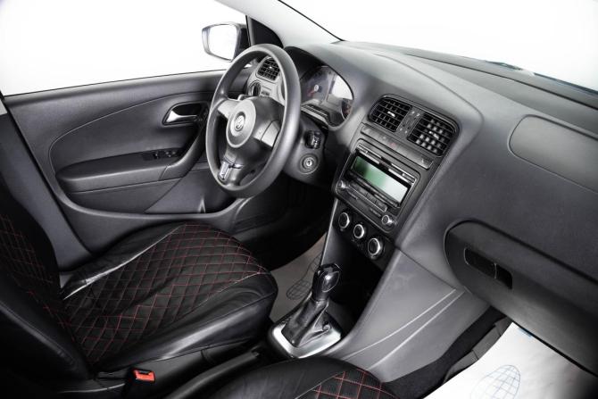 Volkswagen Polo V с пробегом 2012 года, цена 799 000 рублей, 242669 км, седан, Автокод Объявления