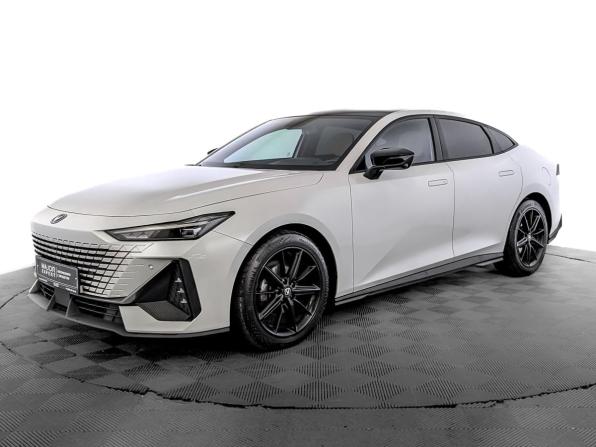 Changan UNI-V I с пробегом 2023 года, цена 2 045 000 рублей, 49815 км, лифтбек, Автокод Объявления
