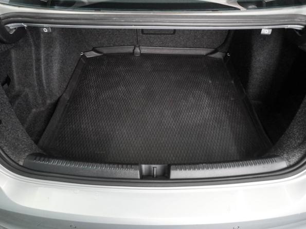 Volkswagen Jetta VI Рестайлинг с пробегом 2014 года, цена 1 378 000 рублей, 87640 км, седан, Автокод Объявления