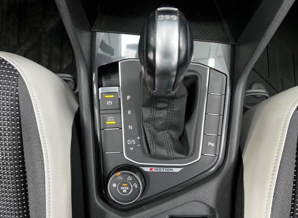 Volkswagen Tiguan II с пробегом 2019 года, цена 3 200 000 рублей, 32224 км, внедорожник, Автокод Объявления
