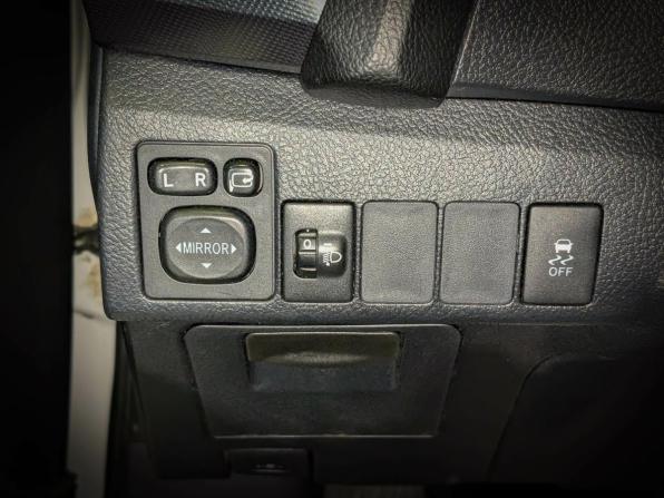 Toyota Auris II с пробегом 2013 года, цена 1 265 000 рублей, 198000 км, хэтчбек, Автокод Объявления