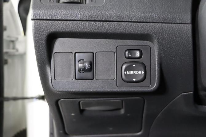 Toyota Corolla X (E140 E150) Рестайлинг с пробегом 2011 года, цена 999 990 рублей, 237882 км, седан, Автокод Объявления