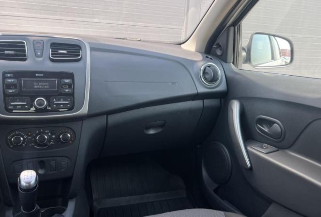 Renault Logan II Рестайлинг с пробегом 2020 года, цена 625 000 рублей, 136750 км, седан, Автокод Объявления