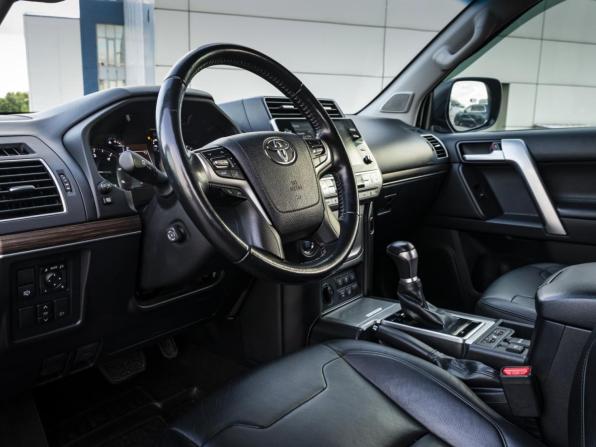 Toyota Land Cruiser Prado 150 Series Рестайлинг 3 с пробегом 2020 года, цена 6 398 000 рублей, 67000 км, внедорожник, Автокод Объявления
