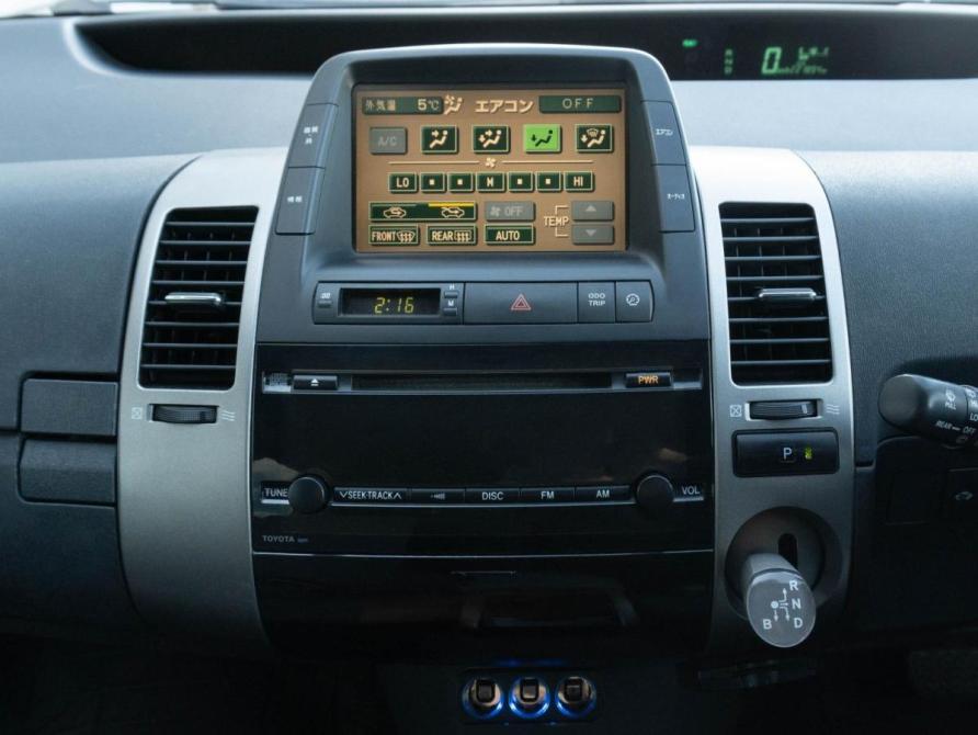 Toyota Prius II Рестайлинг (XW20) Улан-Удэ  - изображение 18