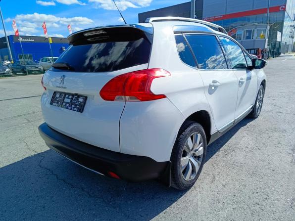 Peugeot 2008 I с пробегом 2014 года, цена 849 995 рублей, 147011 км, внедорожник, Автокод Объявления