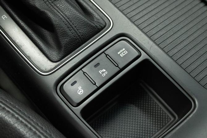 Kia Sorento II Рестайлинг с пробегом 2015 года, цена 1 549 000 рублей, 201642 км, внедорожник, Автокод Объявления