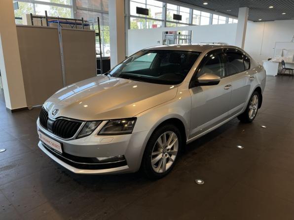 Skoda Octavia III (A7) Рестайлинг с пробегом 2017 года, цена 1 770 000 рублей, 189419 км, лифтбек, Автокод Объявления