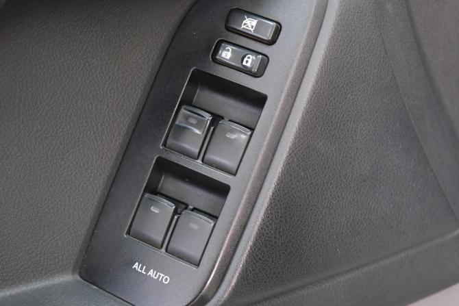 Toyota Land Cruiser Prado 150 Series с пробегом 2012 года, цена 2 999 000 рублей, 243000 км, внедорожник, Автокод Объявления