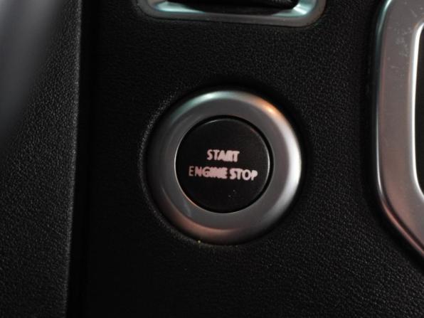 Land Rover Discovery IV с пробегом 2012 года, цена 1 908 000 рублей, 268388 км, внедорожник, Автокод Объявления