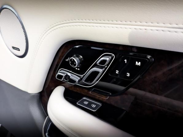 Land Rover Range Rover IV Рестайлинг с пробегом 2021 года, цена 7 545 000 рублей, 88070 км, внедорожник, Автокод Объявления